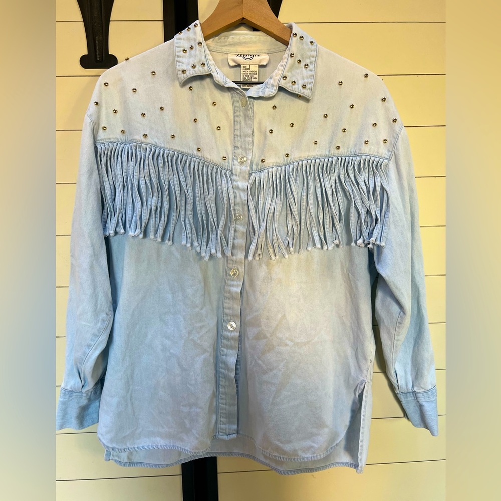 Vintage Cervelle fringe and grommet long sleeve button down shirt Small
